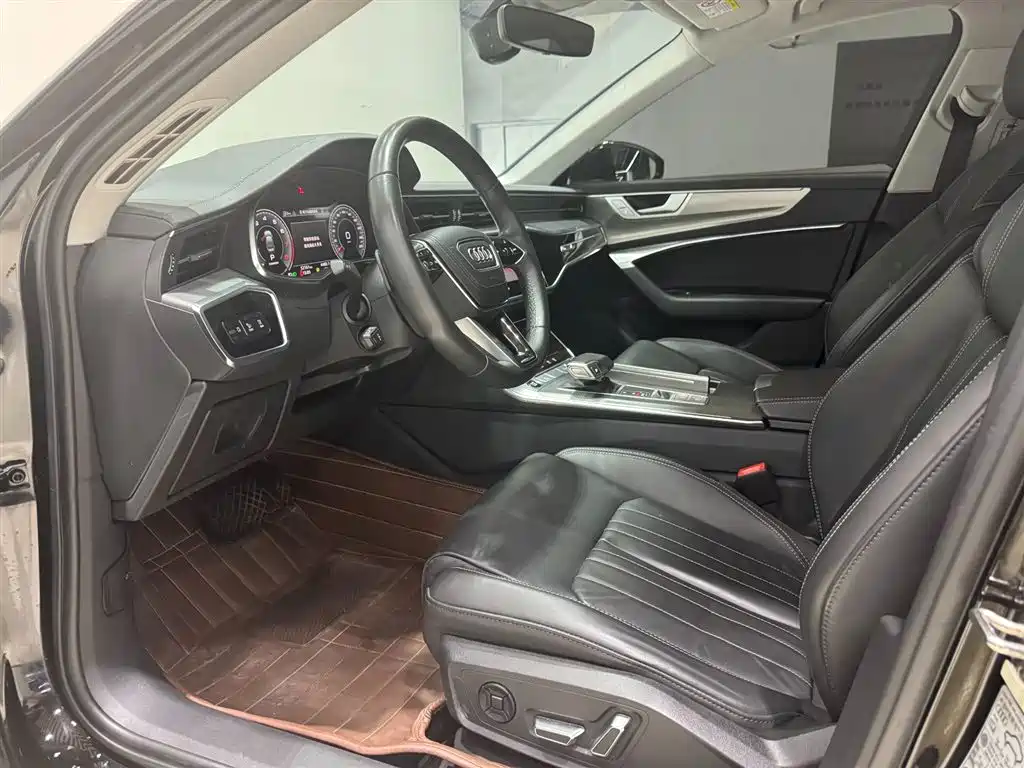 Audi A6L 2023 45 TFSI Premium Selection Elegance фото 12