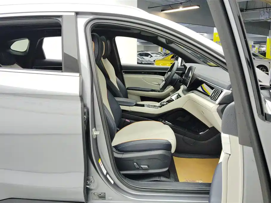 BYD Song PLUS PHEV 2021 DM-i 51KM Honor фото 8