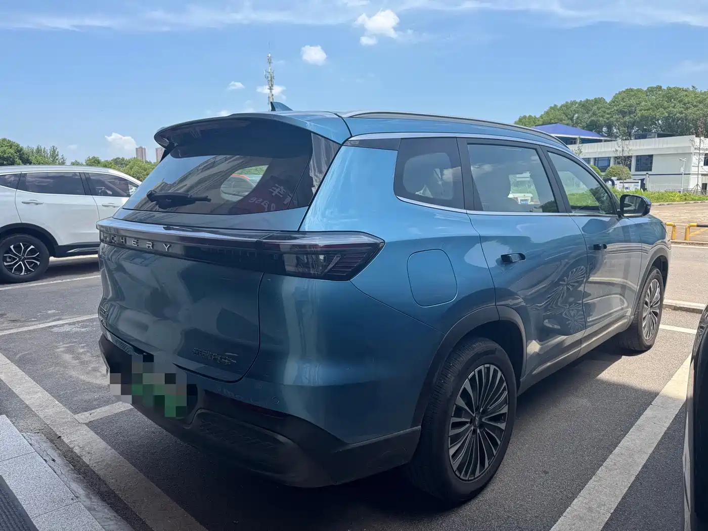Chery Tiggo 8 PLUS C-DM 2024 2025 1.5T 116km Premium 5-Seater