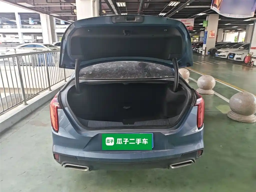 CADILLAC CT4