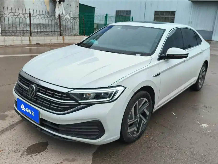 Volkswagen Sagitar 2025 Model Year 3rd Facelift 300TSI DSG Surpassing Edition