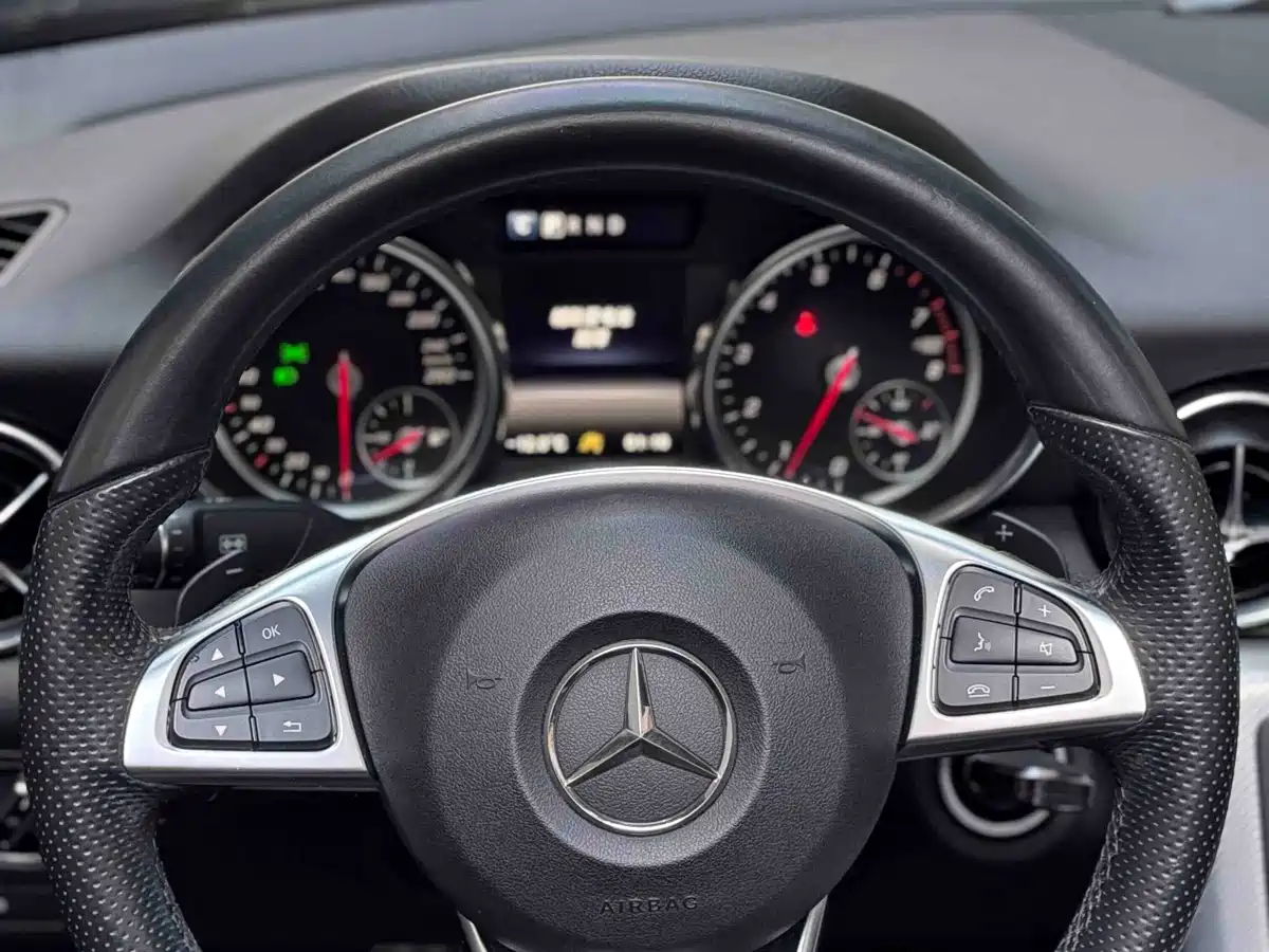 Mercedes-Benz SLC 2016 SLC 200 Style фото 11