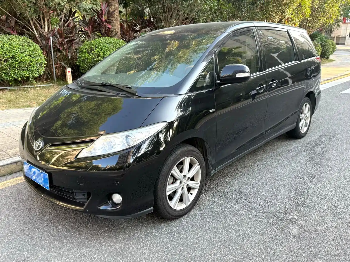 Toyota Previa 2012 2.4L 7-Seater Luxury Edition