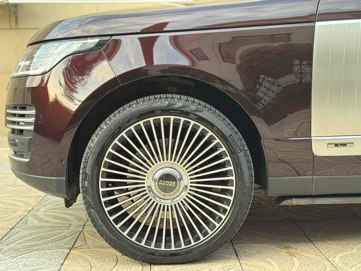 LAND ROVER RANGE ROVER