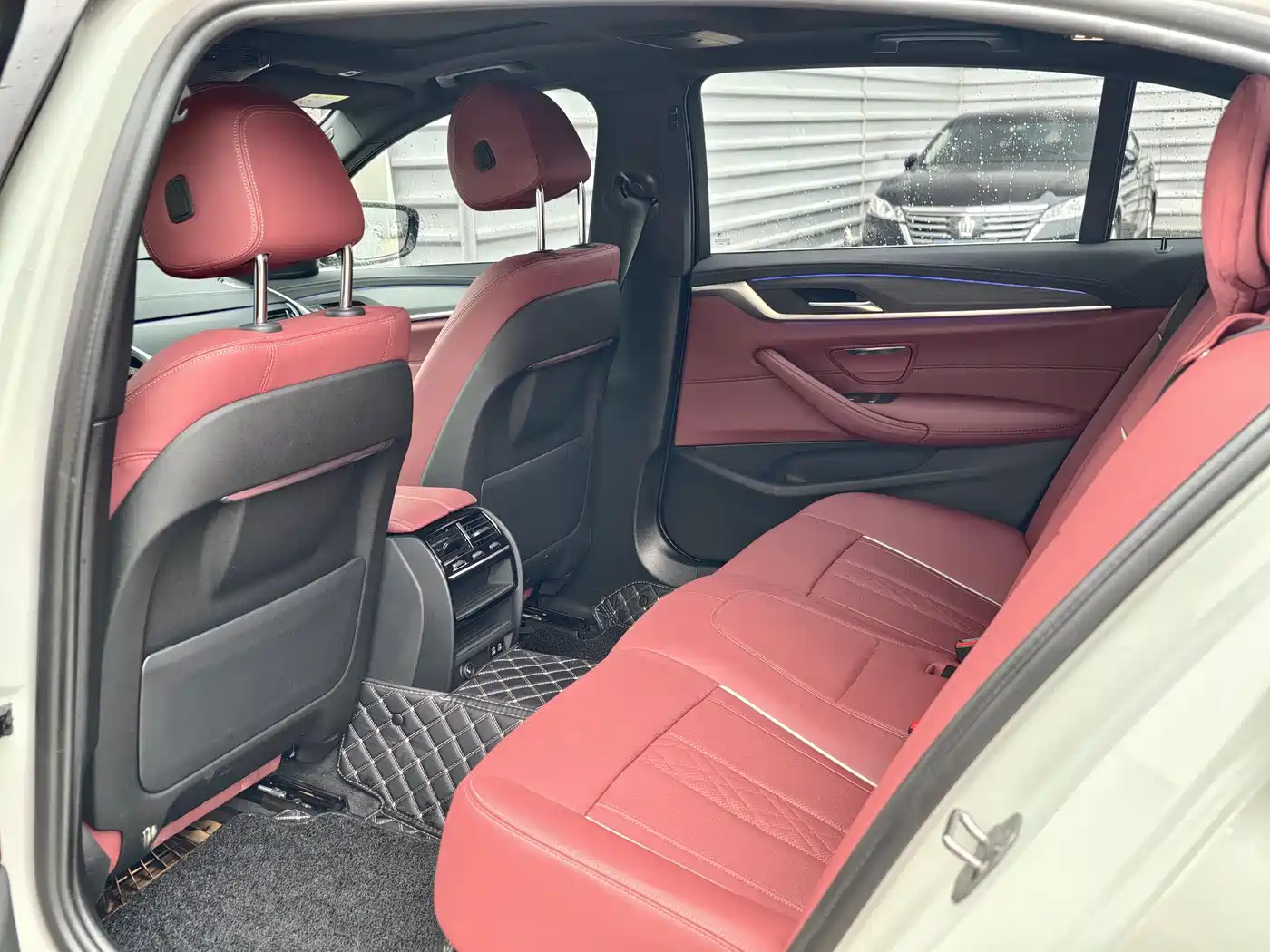 BMW 5 Series 2022 Facelift 530Li Leading M Sport Package фото 13