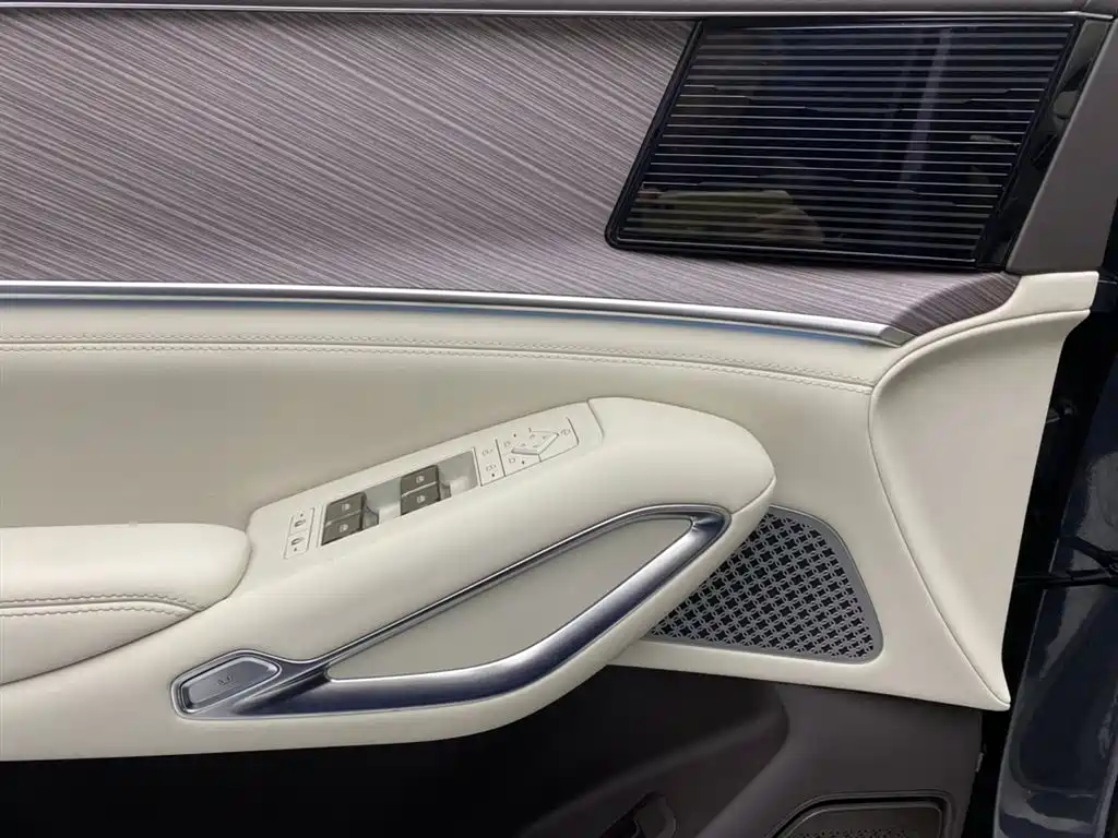 Denza N9 2025 Model Prestige Edition фото 17