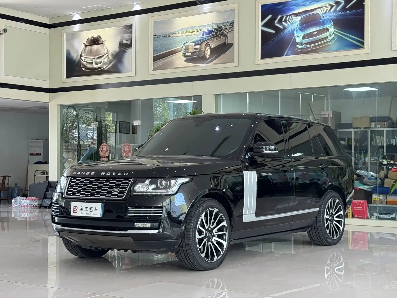 Фото 1 - Land Rover Range Rover