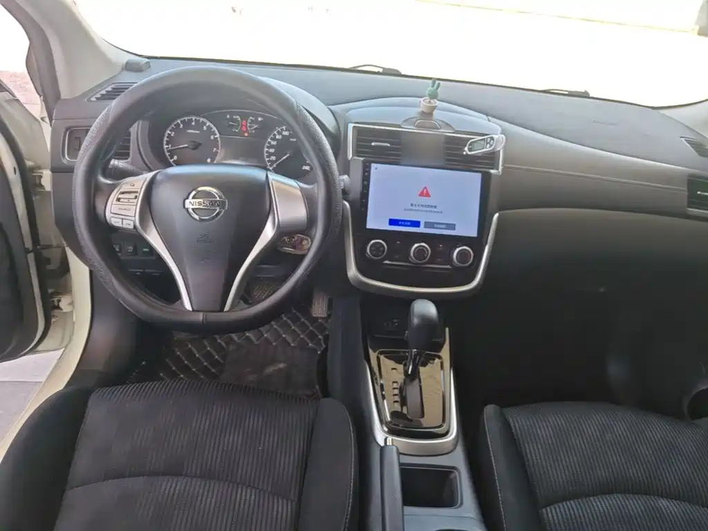 Nissan Tiida, миниатюра 10