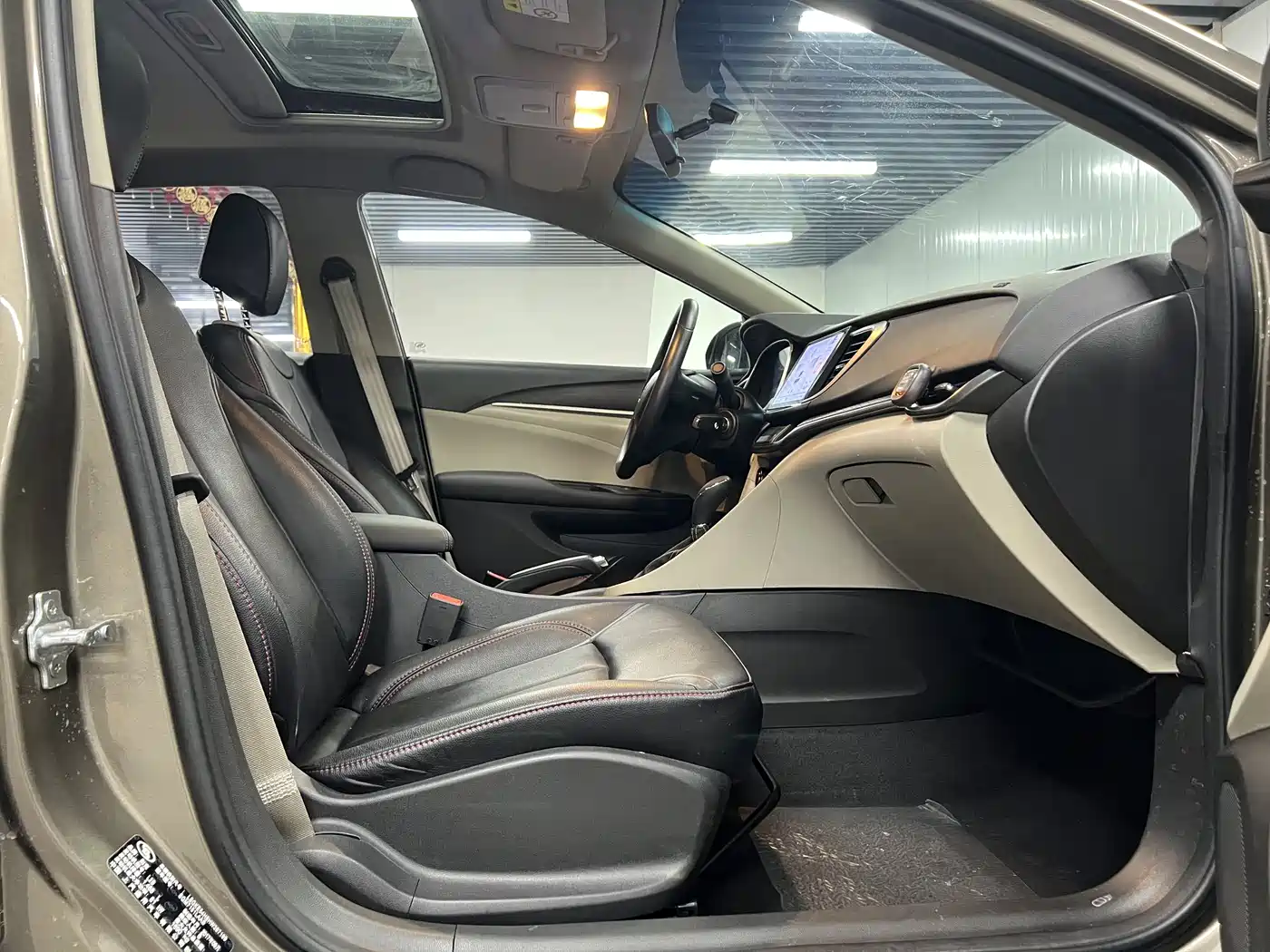 Buick Excelle 2017 15N Automatic Elite фото 9