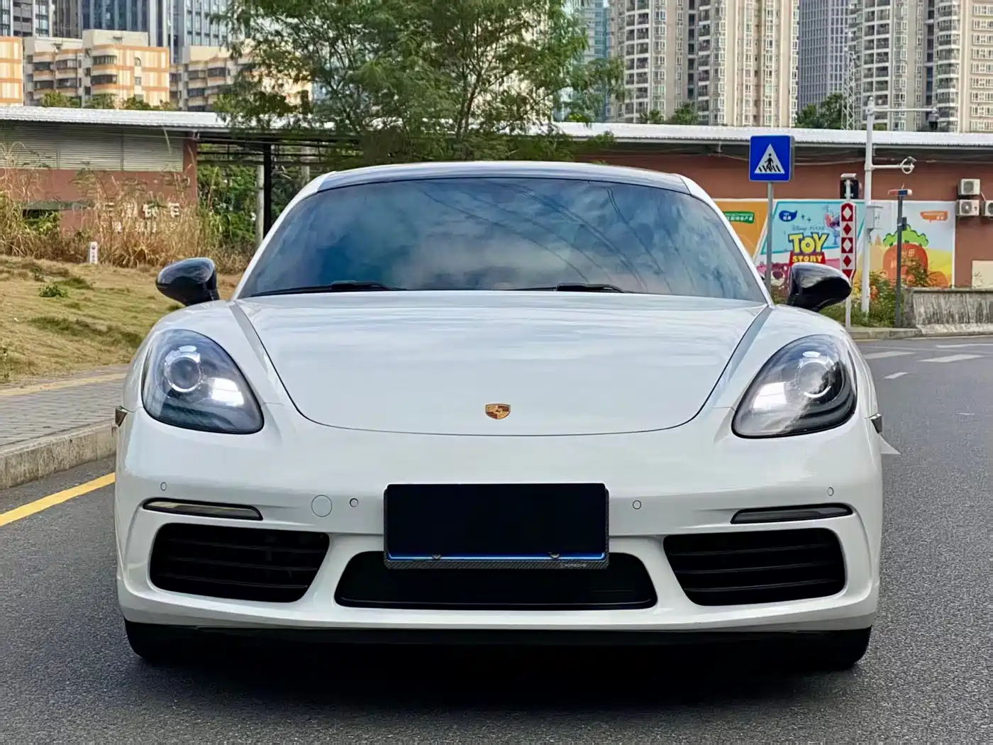 Porsche 718 2016 Cayman 2.0T фото 2