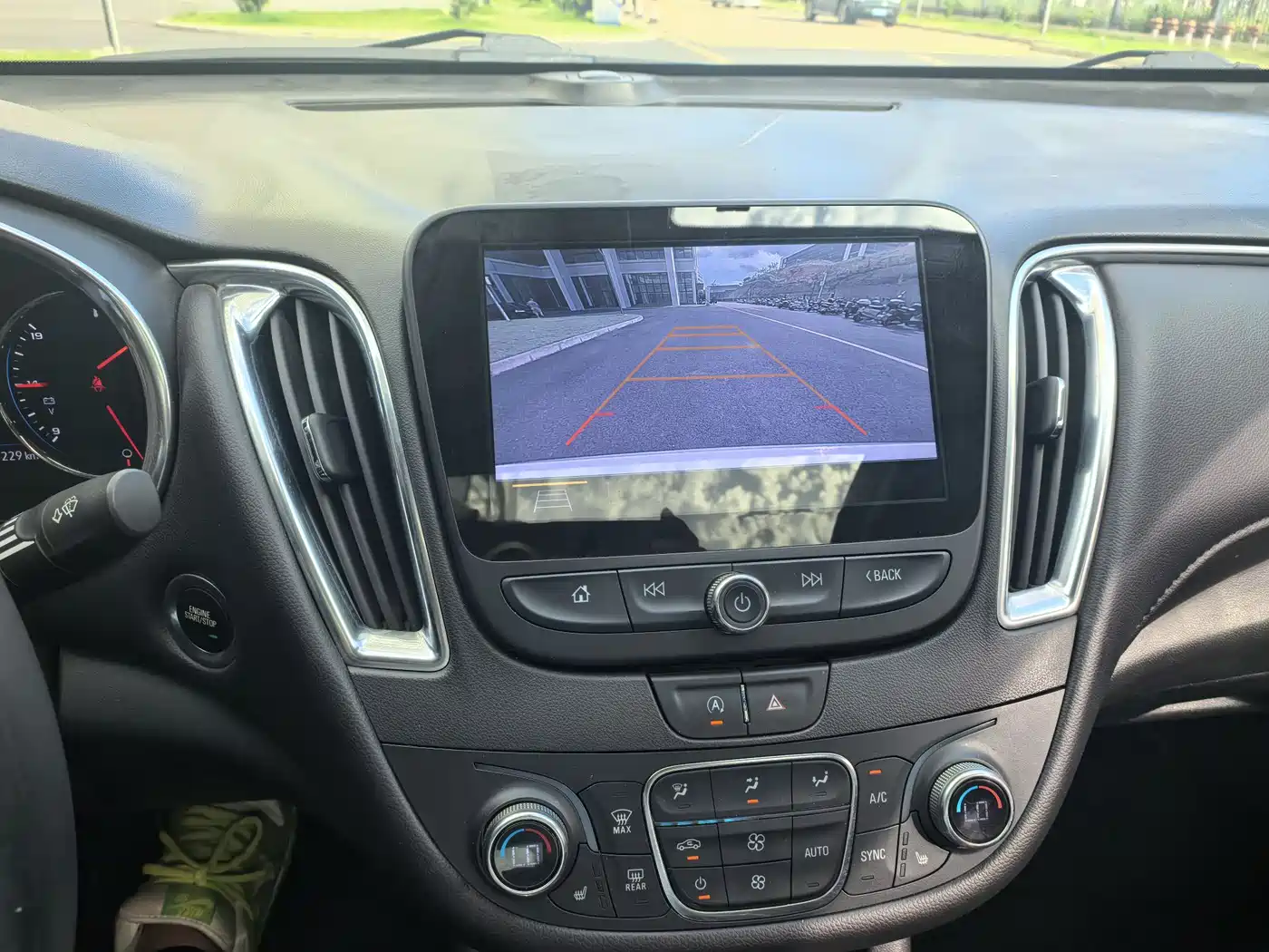 Chevrolet Malibu XL 2019 535T CVT Connected Edition фото 19