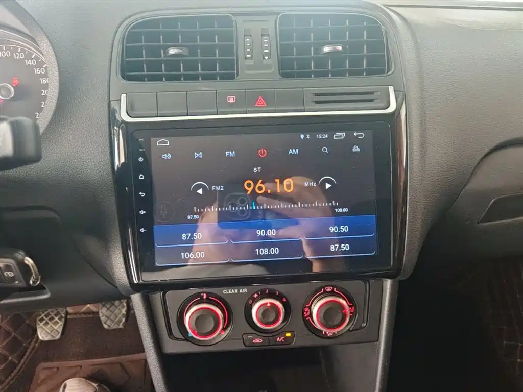 Volkswagen Polo 2016 1.4L Manual Trend фото 13