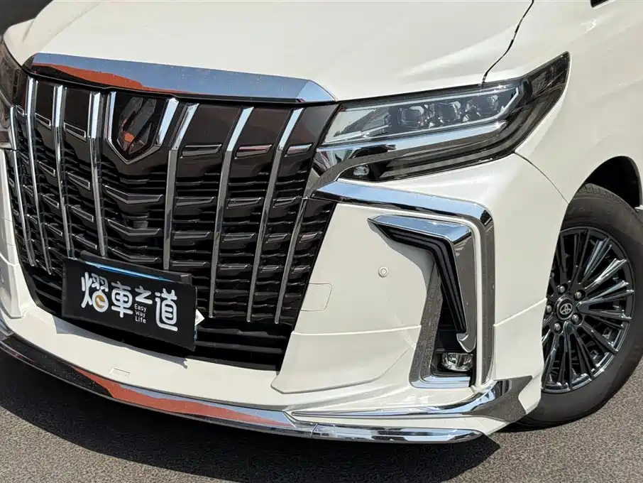 Toyota Alphard 2012 3.5L Luxury Edition фото 24
