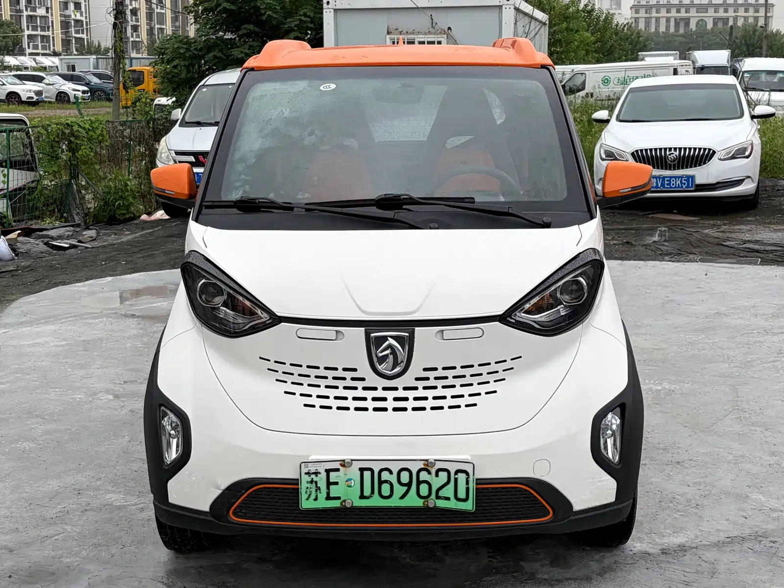 Фото 2 - Baojun E100