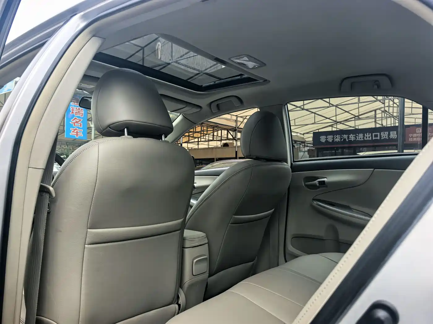 Toyota Corolla 2009 1.8L Automatic GLX-i Special Anniversary Edition фото 12