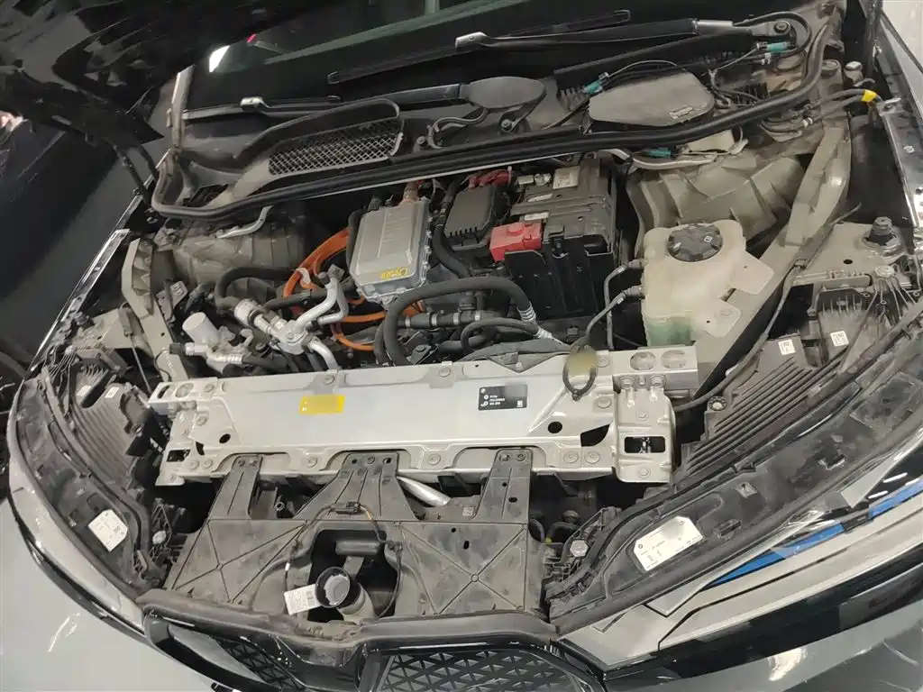 BMW iX 2022 xDrive40 фото 16
