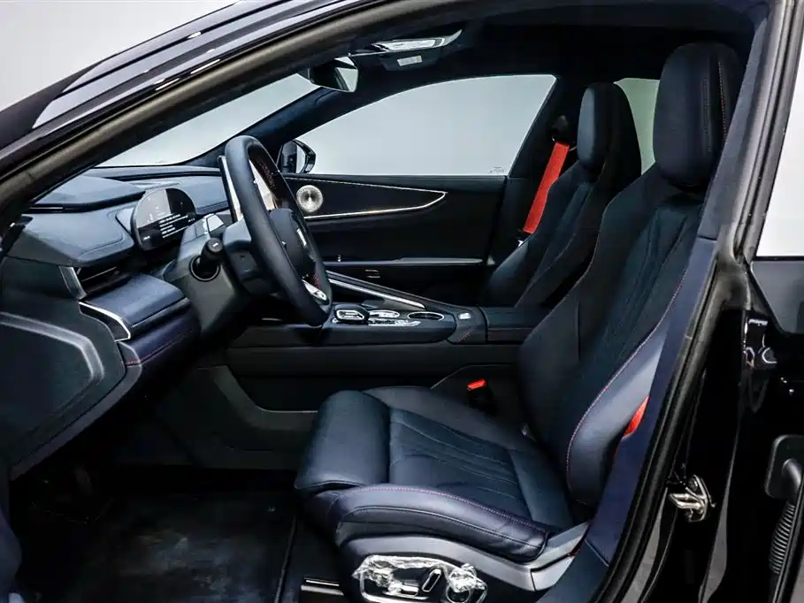 ZEEKR EXTREME KRYPTON 001