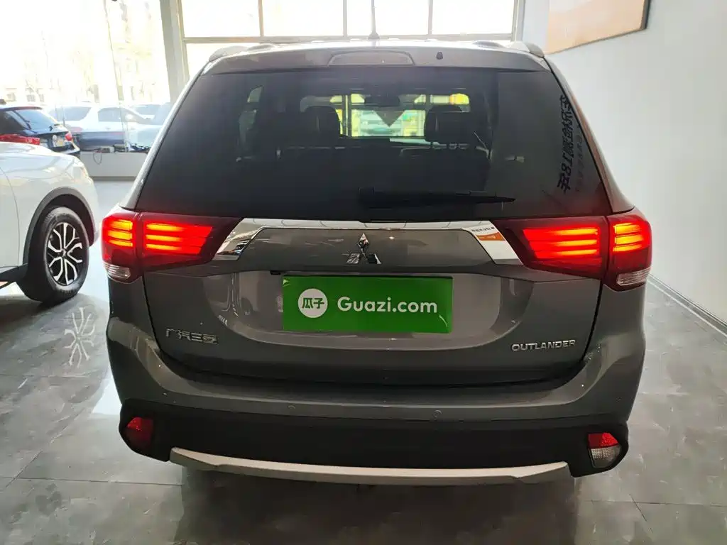 Mitsubishi Outlander 2016 2016 2.4L 4WD Elite Edition 5-seater