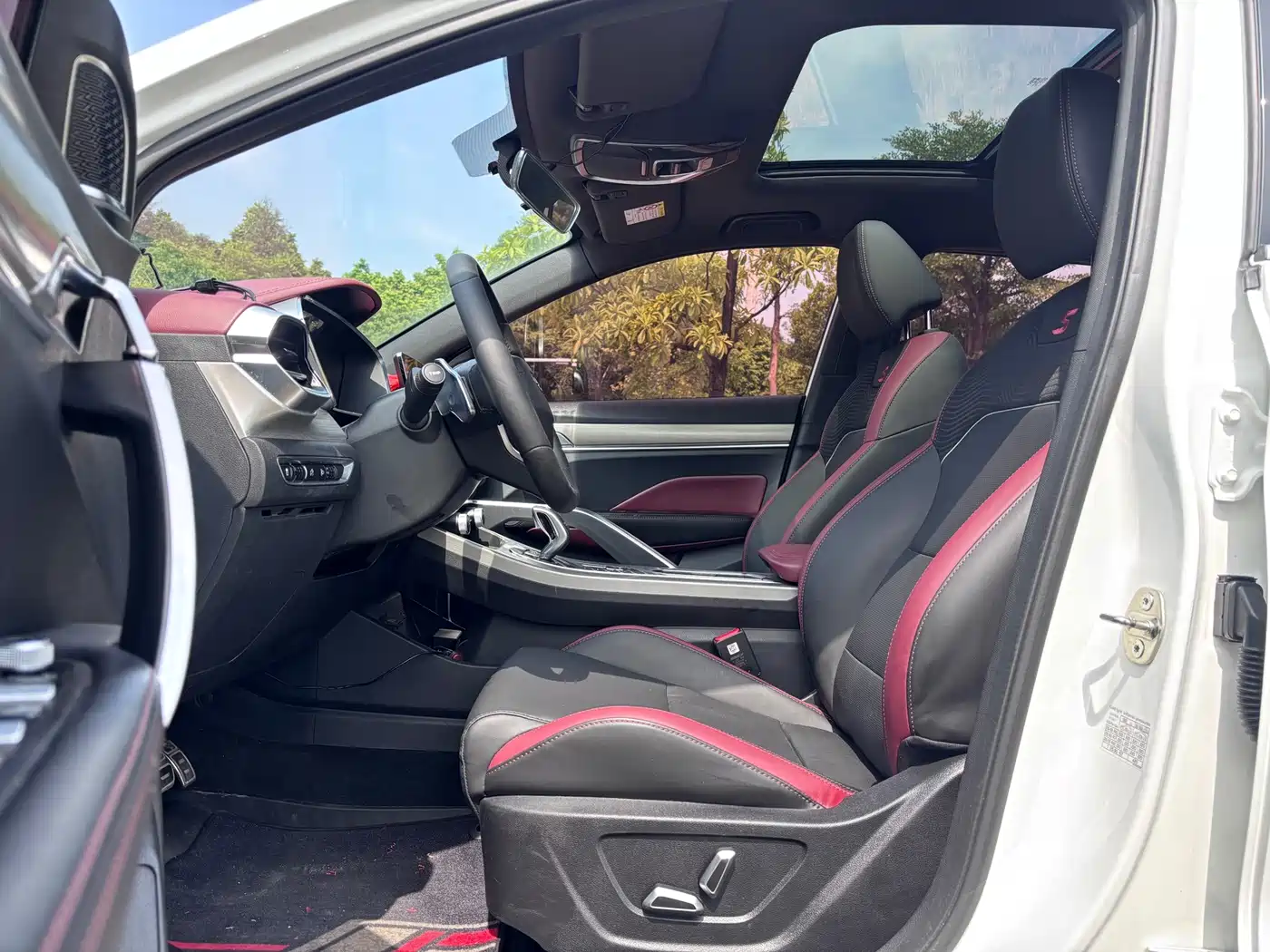 Geely Coolray 2019 2019 Sport 260T DCT Ranger China VI