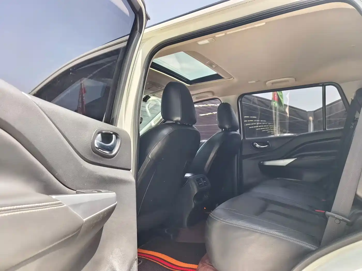 Nissan Terra 2019 2018 2.5L Automatic 4WD Luxury Edition