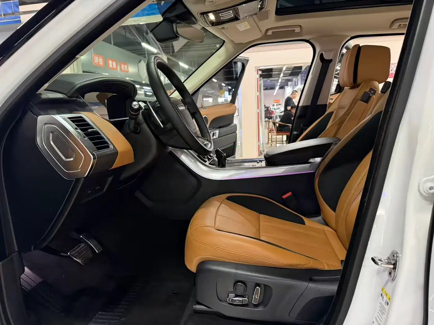 Land Rover Range Rover Sport 2020 3.0 L6 HSE DYNAMIC фото 11