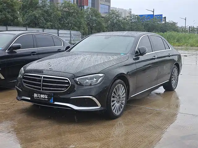 Mercedes-Benz E-Class 2023