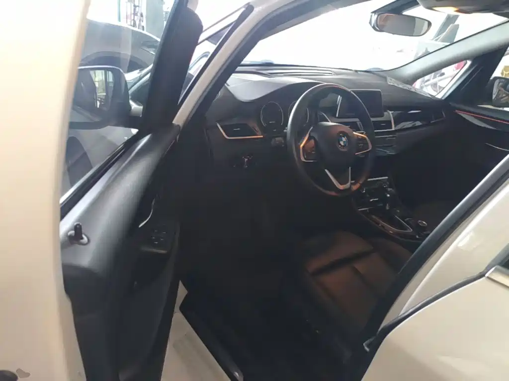 BMW 2 Series Touring 2019 2018 218i M Sport Package