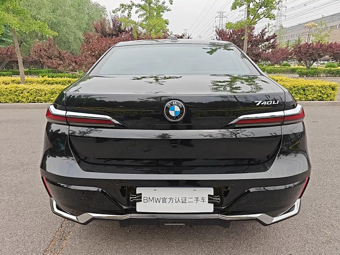 BMW 7 Series 2023 740Li Exclusive M Sport Package фото 11