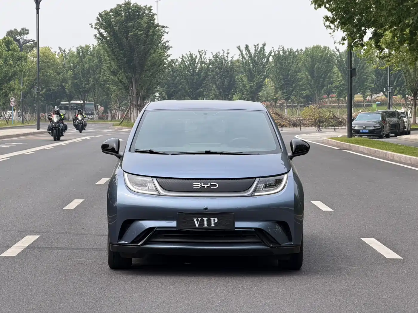BYD Dolphin 2024 Glory Edition 420km Freedom Edition фото 2