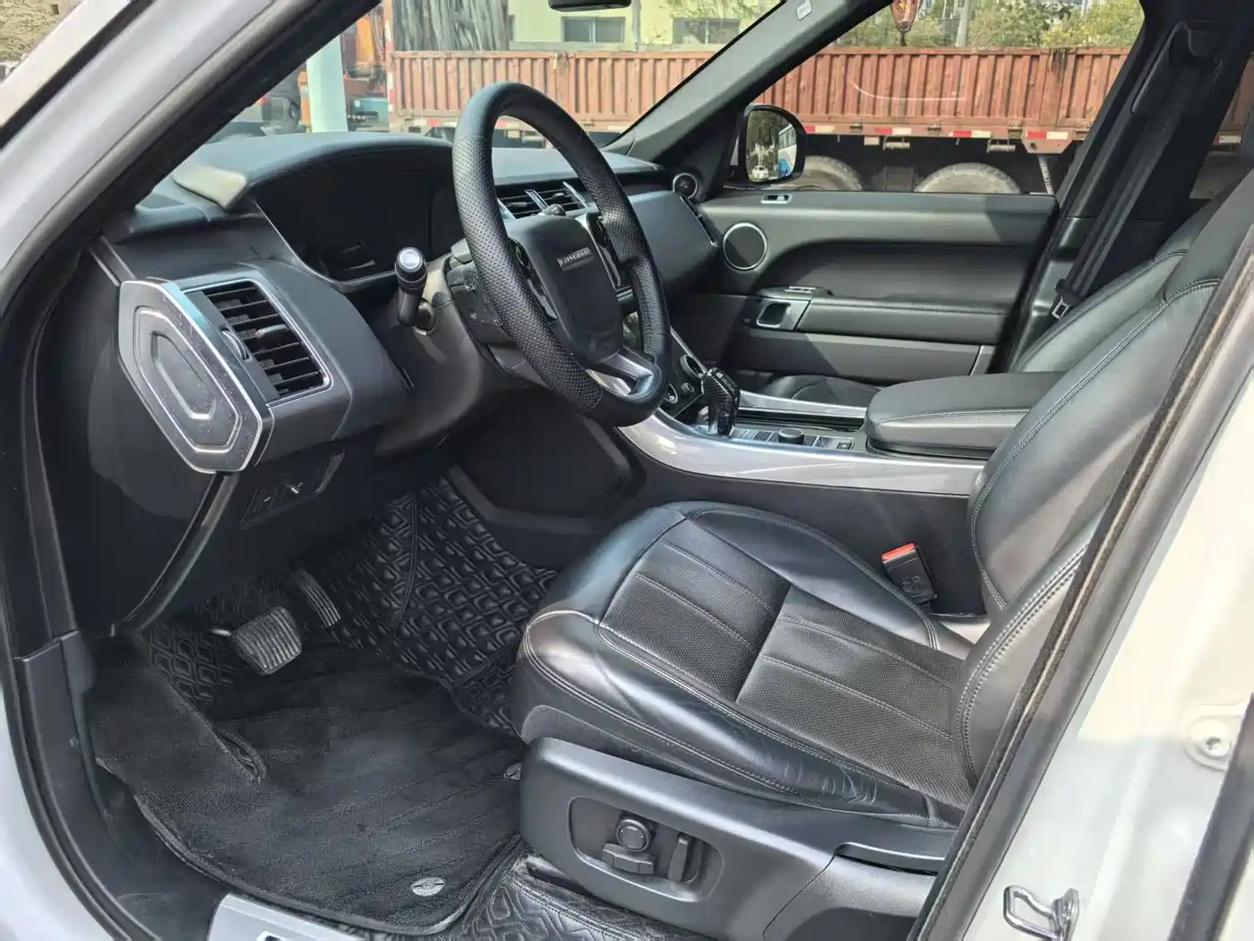 Land Rover Range Rover Sport 2020 3.0 L6 HSE DYNAMIC фото 10