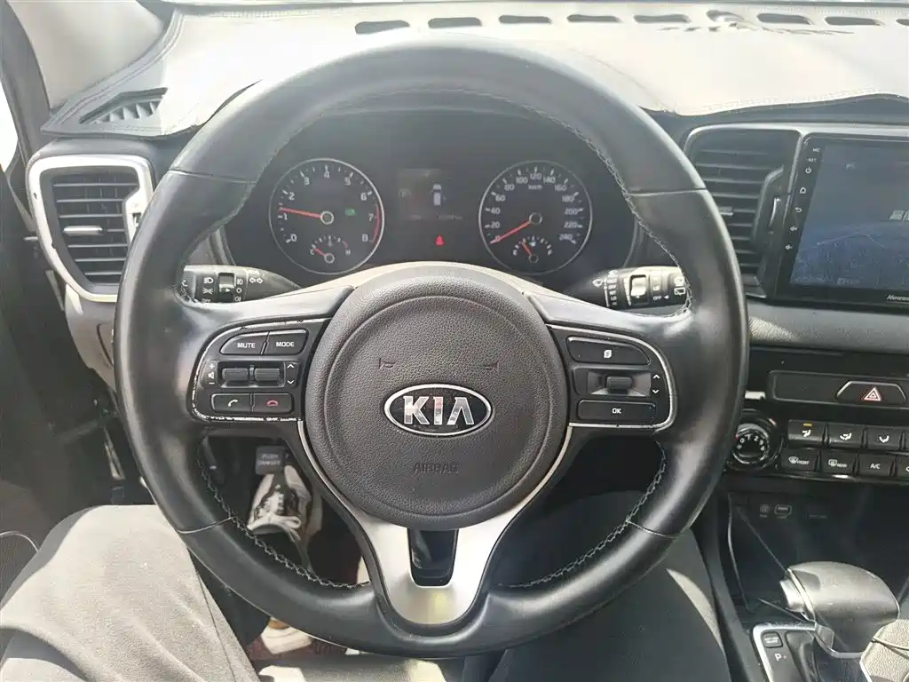 Kia KX5 2016 Model 2.0L Automatic 2WD GLS фото 5