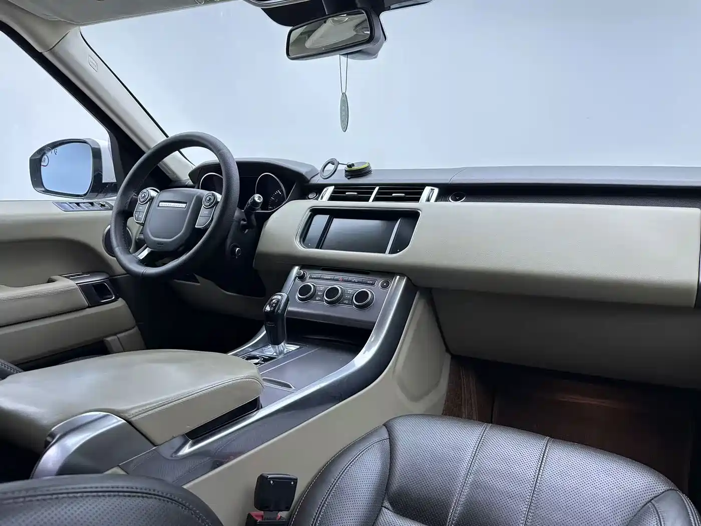 Фото 5 - Land Rover Range Rover Sport