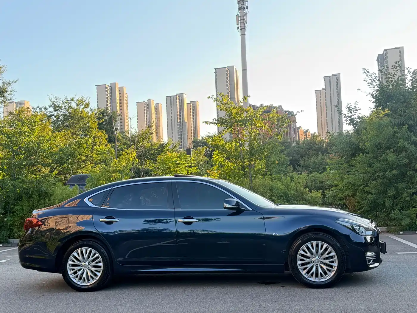 Infiniti Q70 2016 2017 Q70L 2.5L Enjoyment Edition