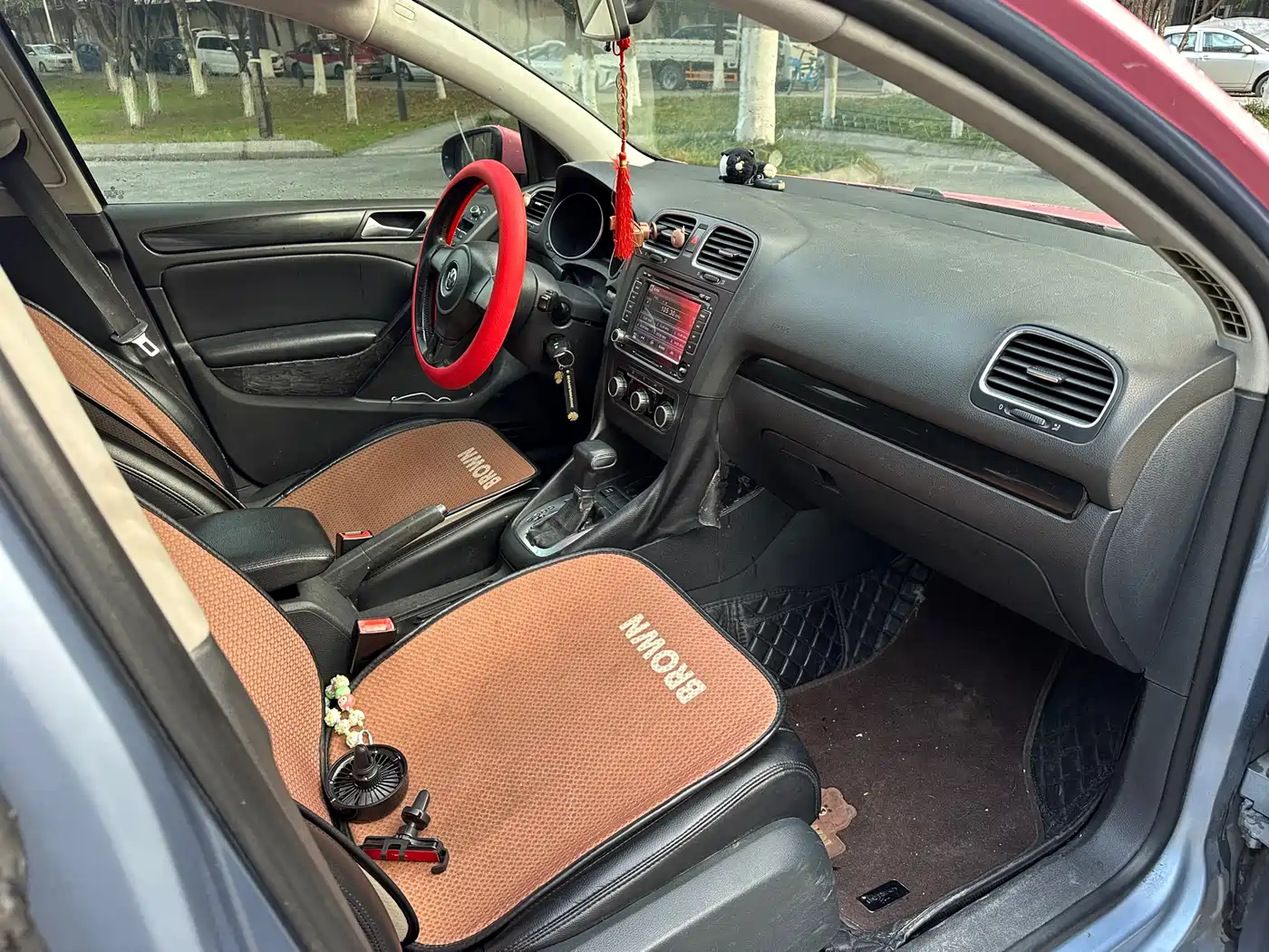 Volkswagen Golf 2010 1.4TSI Auto Comfort фото 15