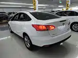 Фото 5 - Ford Focus