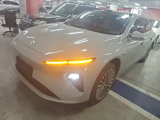 NIO ET7 2022