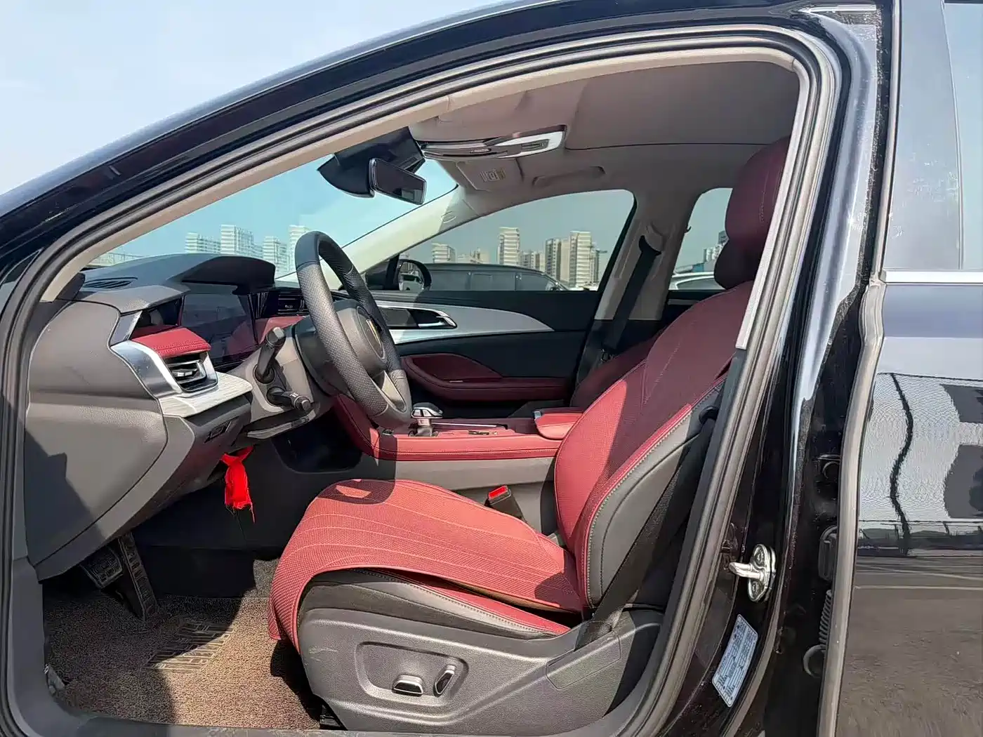 Hongqi H5 2024 2.0T Automatic Smart Connect Flag Smooth Edition фото 7