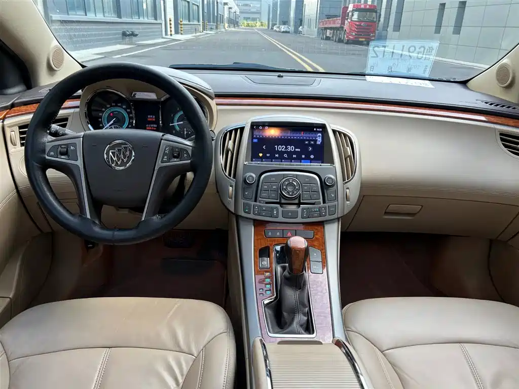 Buick LaCrosse 2012 2.4L SIDI Luxury Edition фото 8