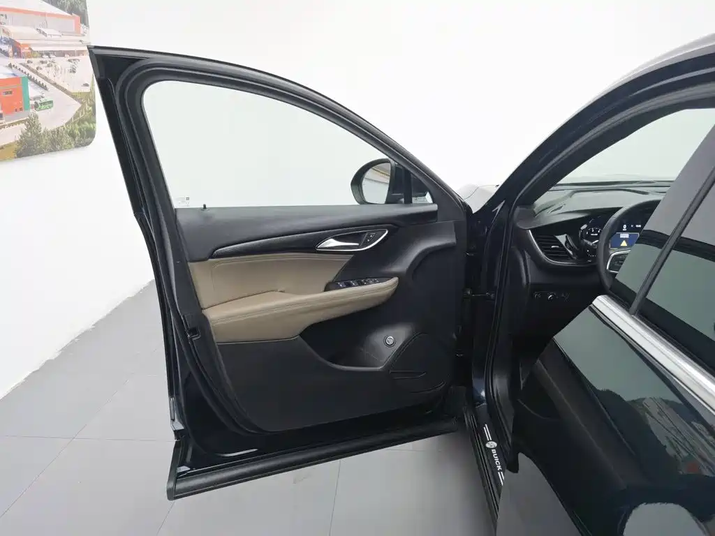 Фото 8 - Buick Envision Plus