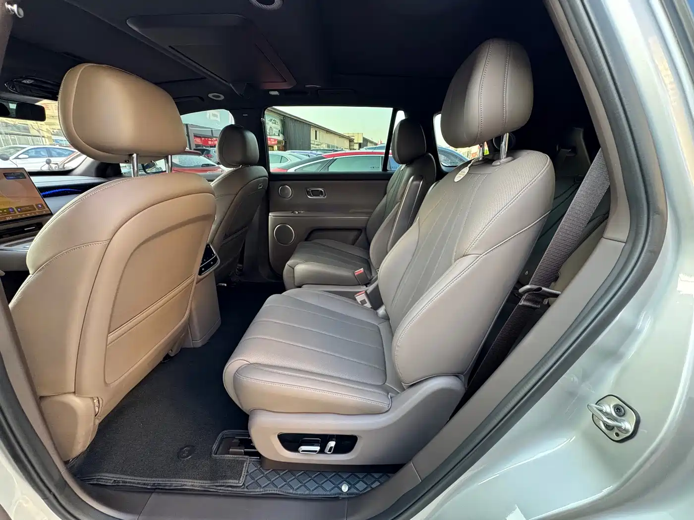 Dongfeng Yipai E8 M8 2026