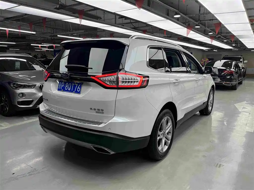 Ford Edge 2019 2018 EcoBoost 245 FWD Luxury 7-seater China V