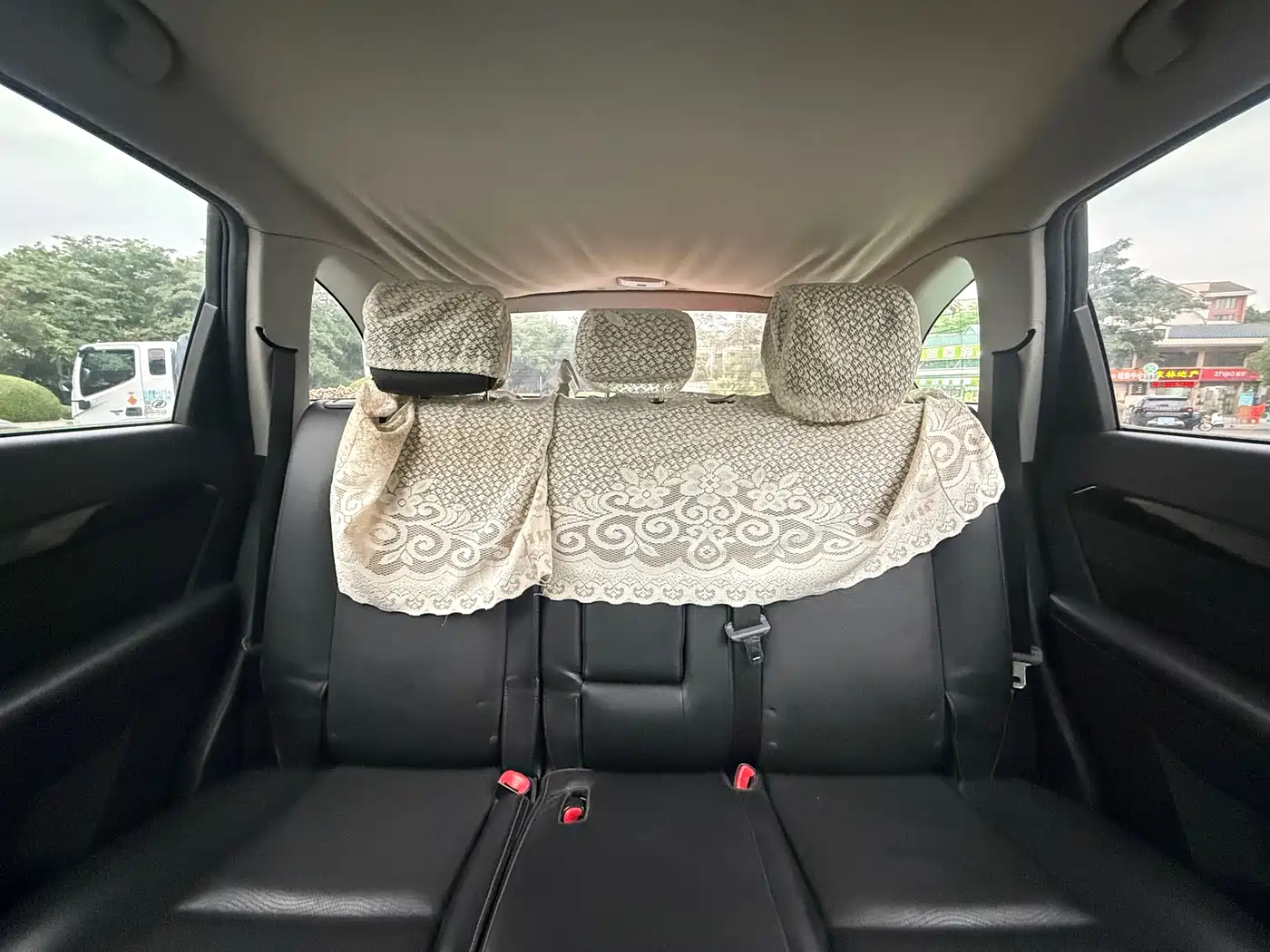 Chevrolet Captiva 2014 2.4L 2WD Urban 7-seater фото 12
