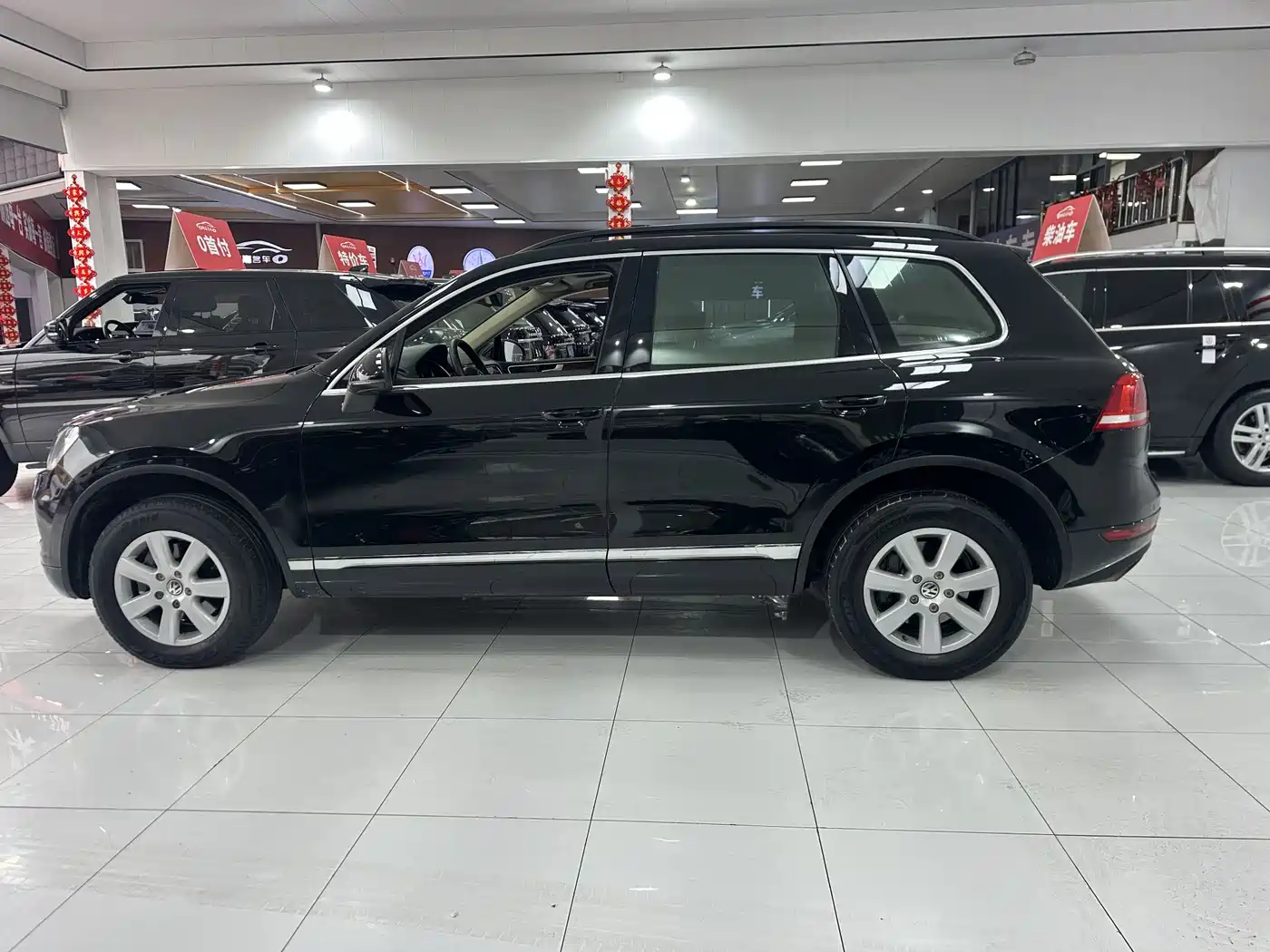 Volkswagen Touareg 2011 3.0TDI Diesel Standard фото 8