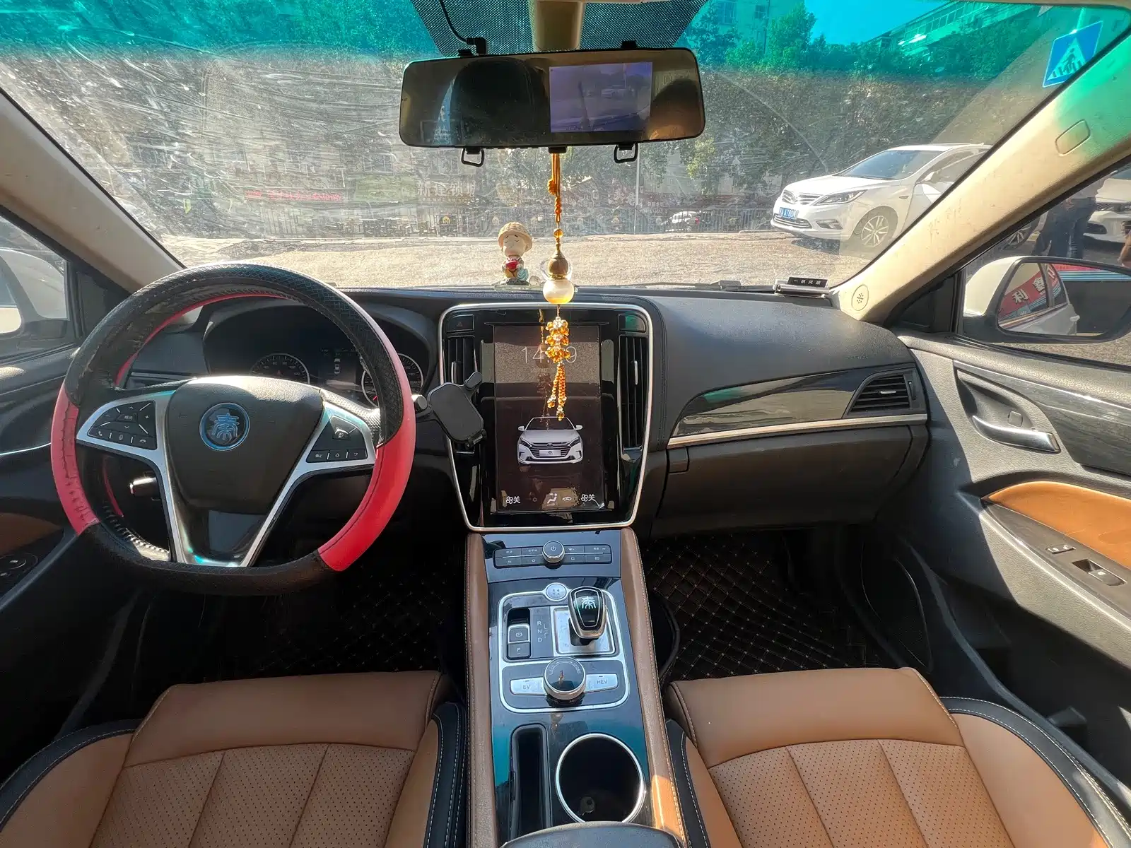 Фото 9 - BYD Qin New Energy