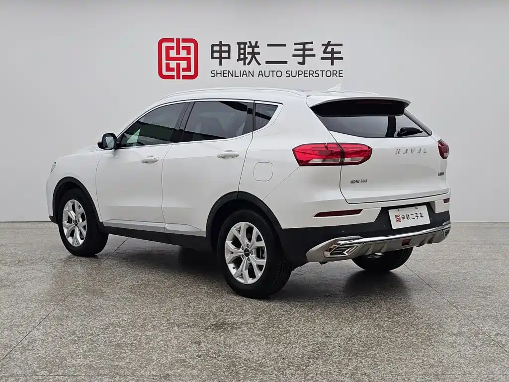 Photo 3 - Haval H6