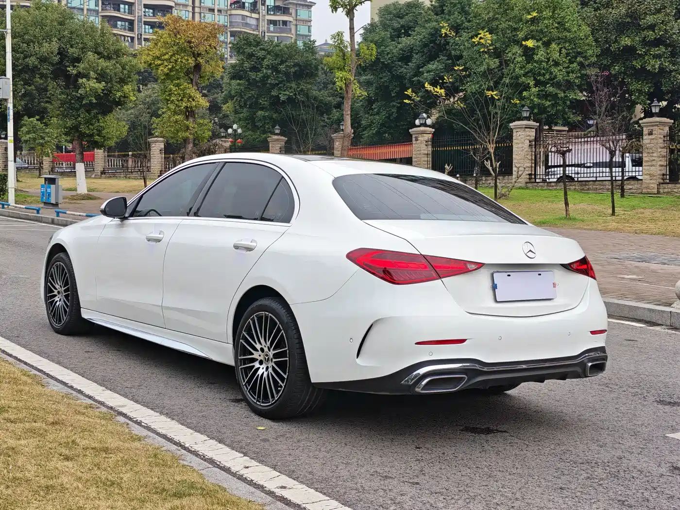 Mercedes-Benz C-Class 2023 Facelift II C 260 L Sport Edition фото 9