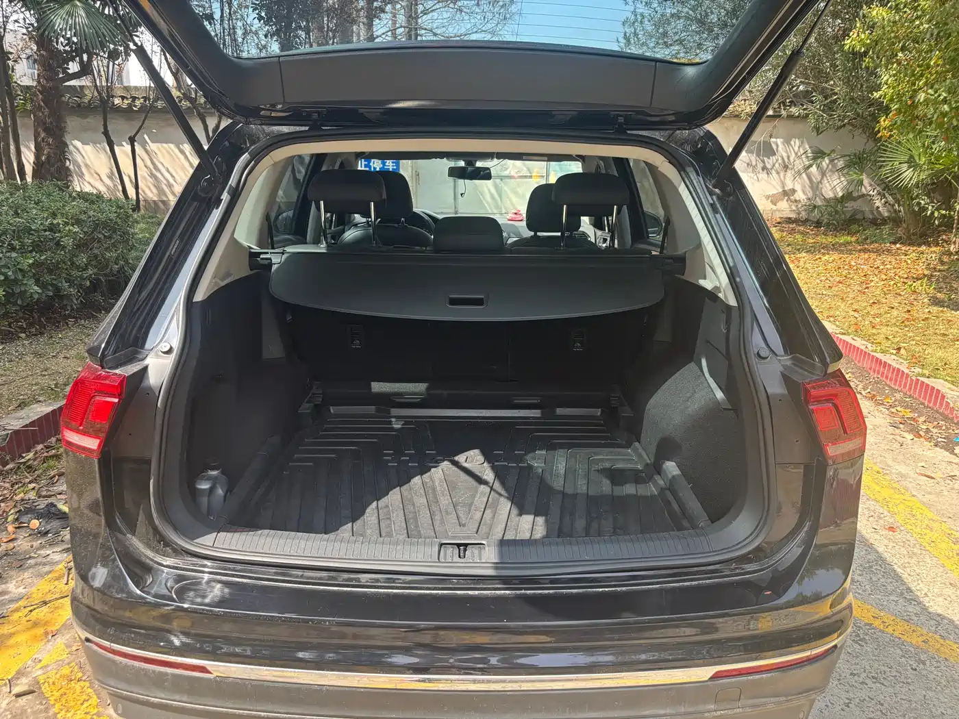Volkswagen Tiguan L 2019 330TSI Automatic 2WD Panorama Comfort Edition China VI фото 10