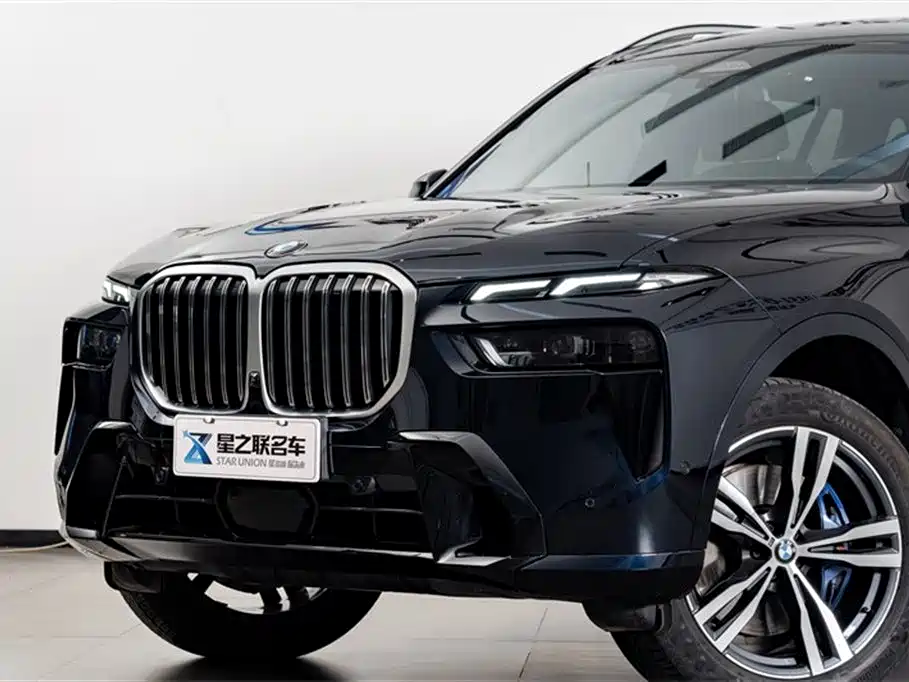 BMW X7 2023 xDrive40i Exclusive M Sport Package фото 3