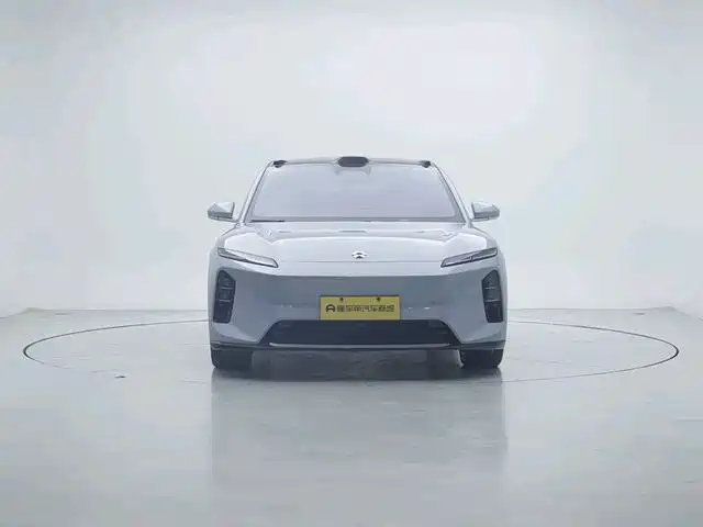 NIO NIO ET5
