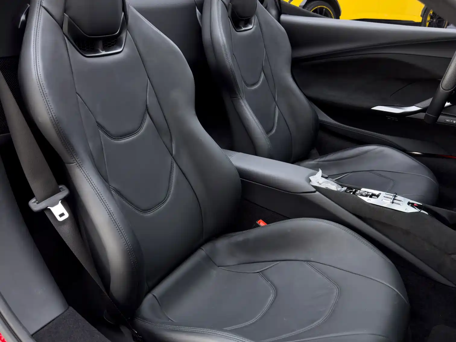 Фото 13 - Ferrari 296